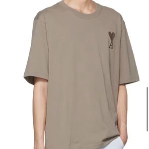 Ami Paris Tee Shirt Brand New with tag size S